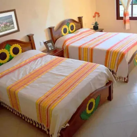 Hotel San Judas-2