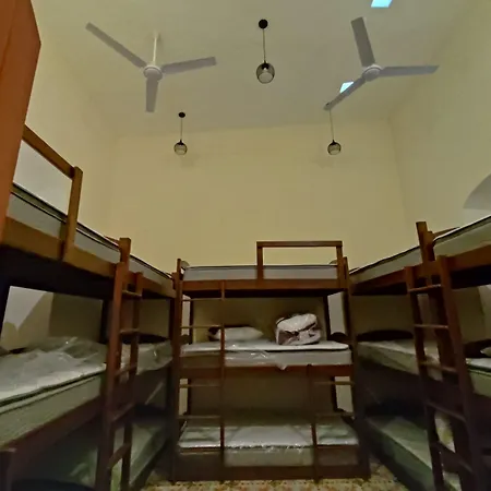 Melisa Hostal-3