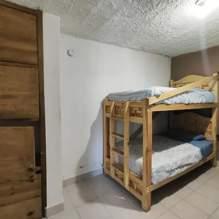 Hostal Ikal-3