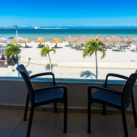 Hotel & Suites Domani-3