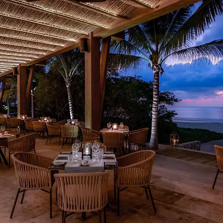 Conrad Punta de Mita-2