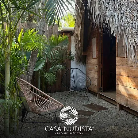 Casa Nudista - LGBT Hotel-3