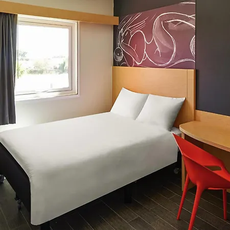 Ibis Culiacan-3