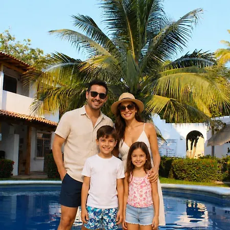 Casa en la playa en Club Santiago Manzanillo-3