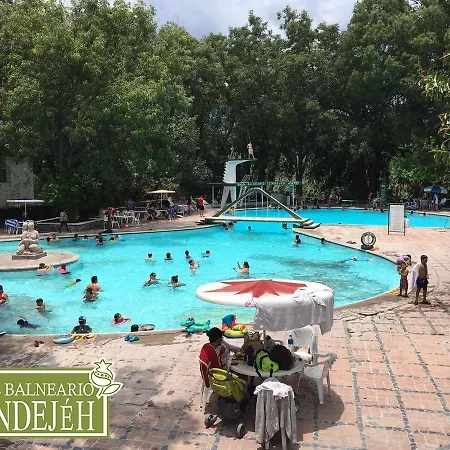 Hotel Balneario Tzindejeh-3