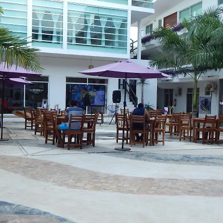 Hotel Rockaway-2