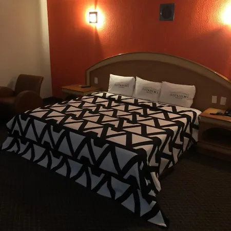 Hotel Puerta del Sol-3