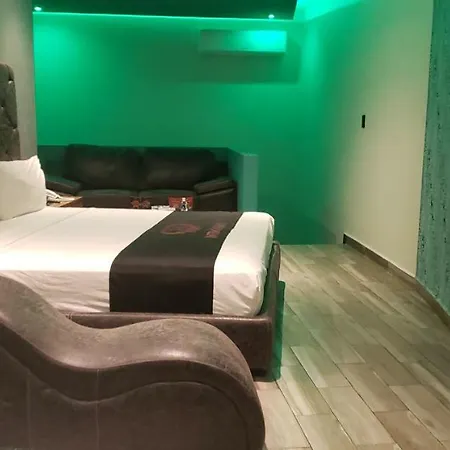 Intimisimo Suites Autohotel Centro Only Adult-2