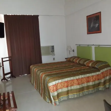 Parque Inn Hotel & Suites-2