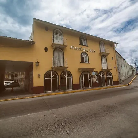 Hotel del Rio-2