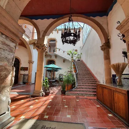 Colonial-2