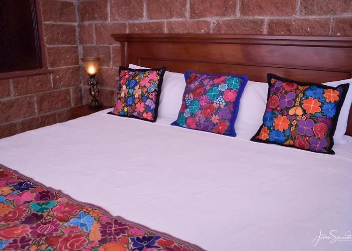 Del Centro Hotel Bernal