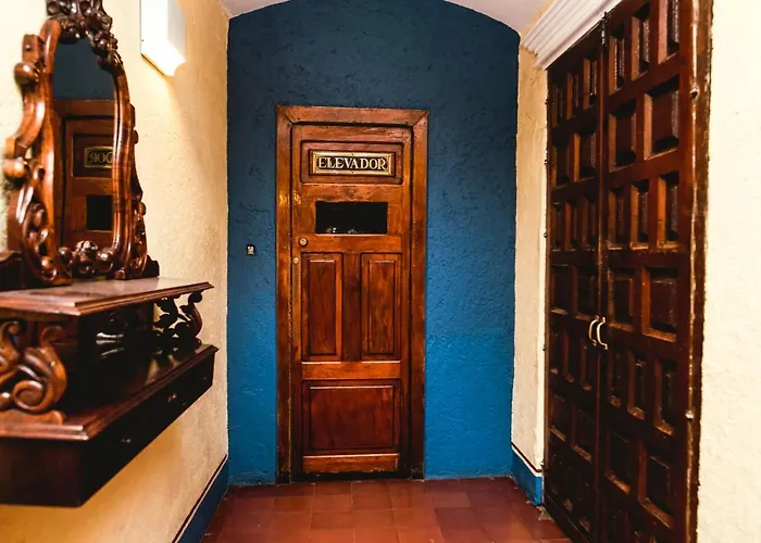Hotel Colonial