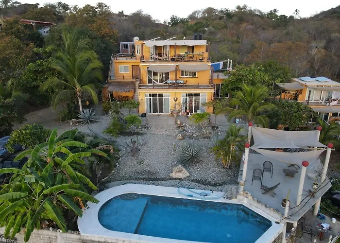 Casa Macondo Puerto Ángel