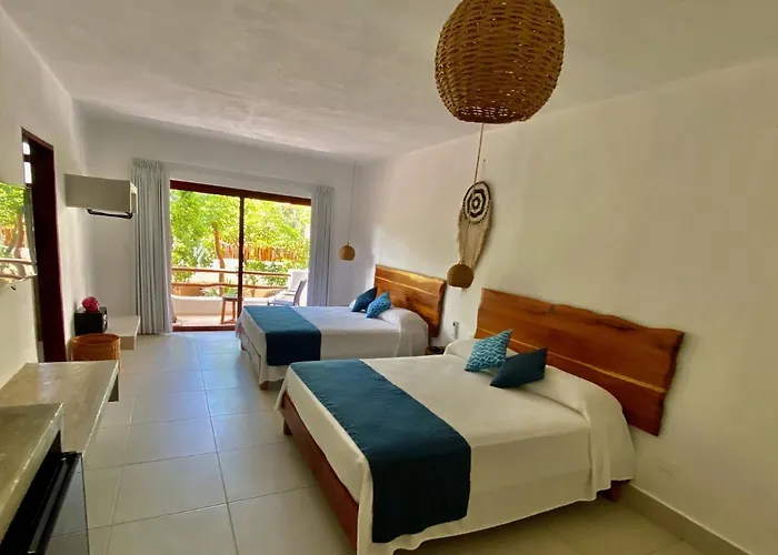 Niik Tulum