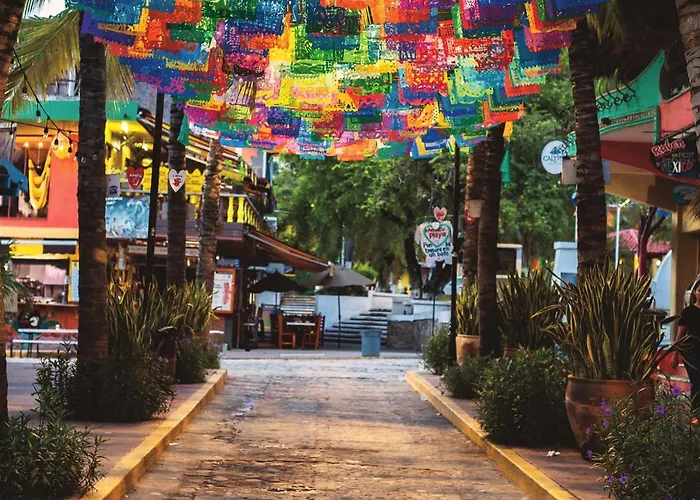 Blue Pepper Beds Sayulita