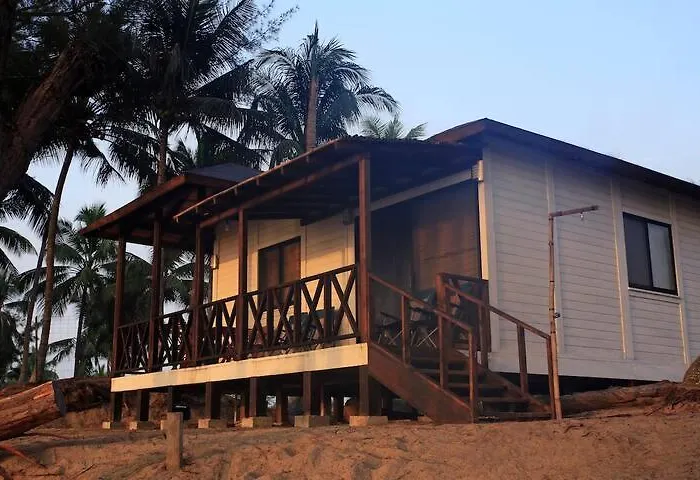 Hermosa cabaña en la playa con muelle