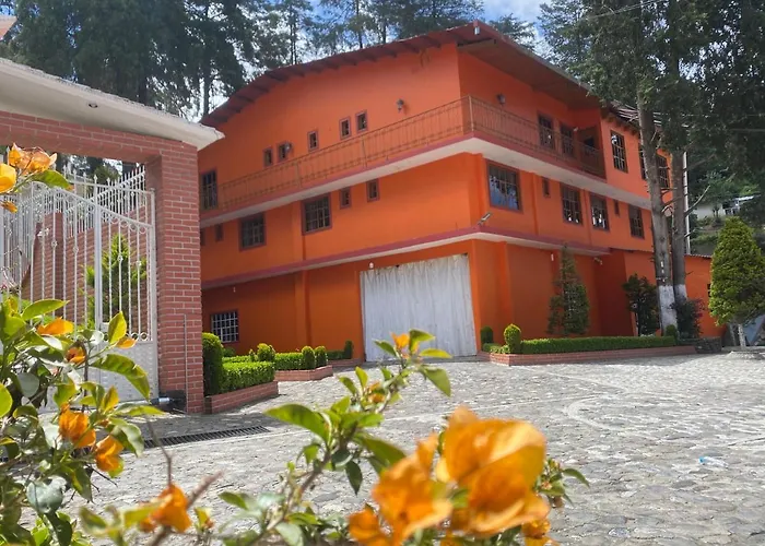Posada Castillo Panteon Ingles
