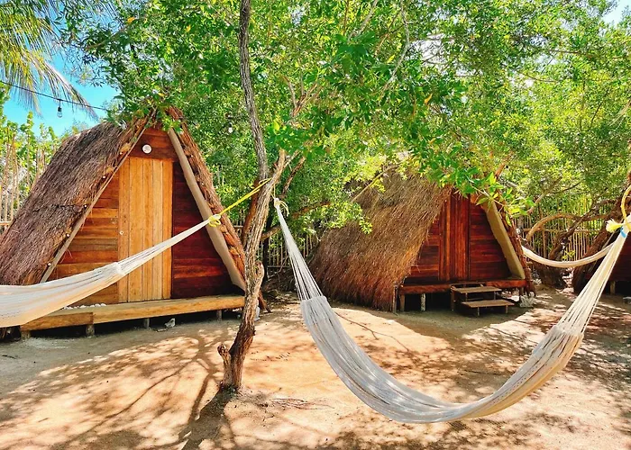La Aldea Holbox Cabañas y Camping