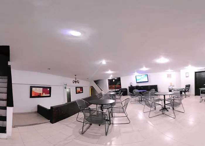 El Hotelito