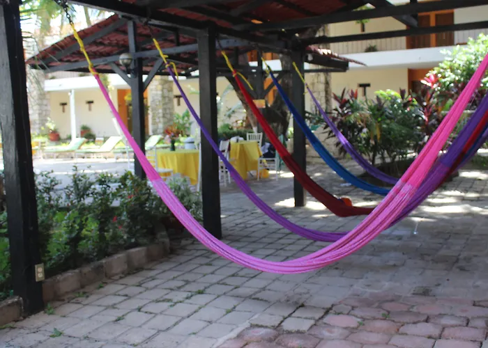 Plaza Palenque