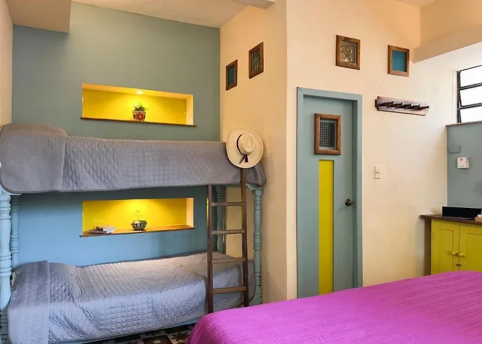 Hostel Candelaria Valladolid 