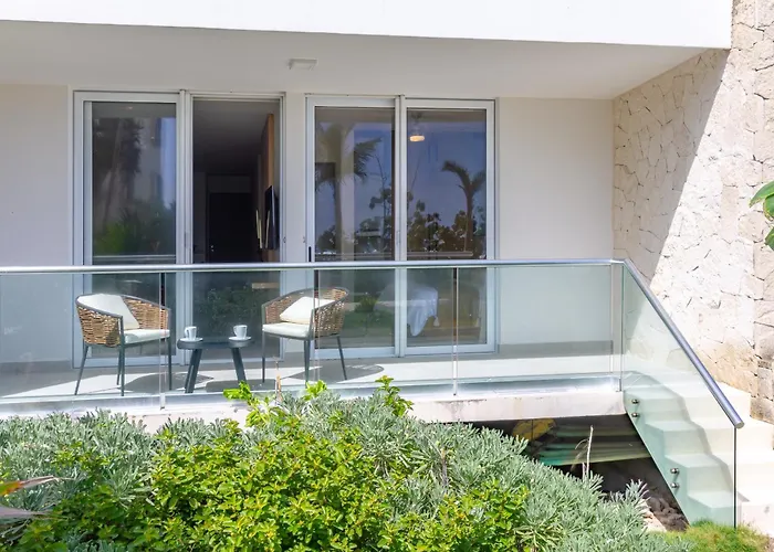 Santamar By Tao Beach Condos With Pool & Walk To Ocean