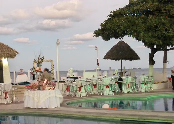 Hotel Playa Paraiso