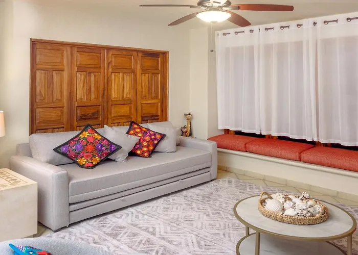 Ocean Front, 3 Bedroom, 3 Bathroom, Casa Natalia, Playa Esmeralda Puerto Vallarta