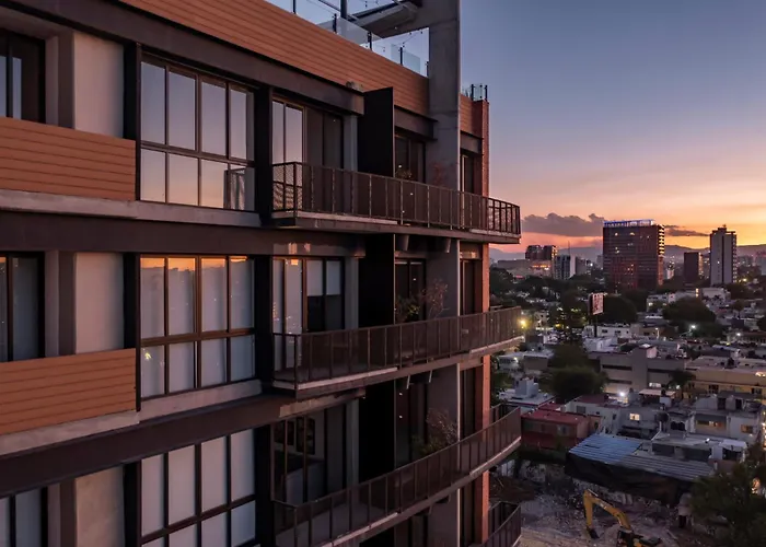 Paradise Flat Witgdl