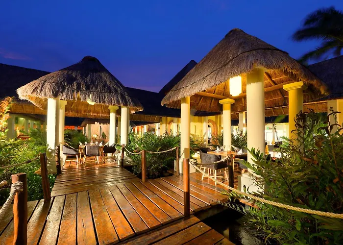 Grand Palladium Select White Sand Resort & Spa Akumal
