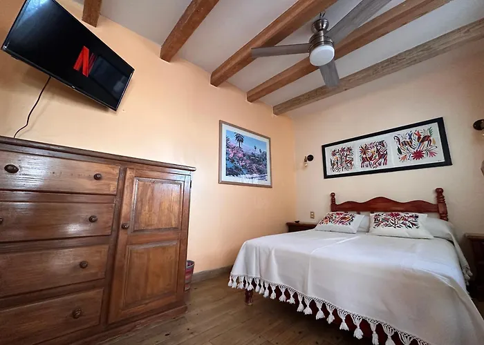 Casa Tecolote