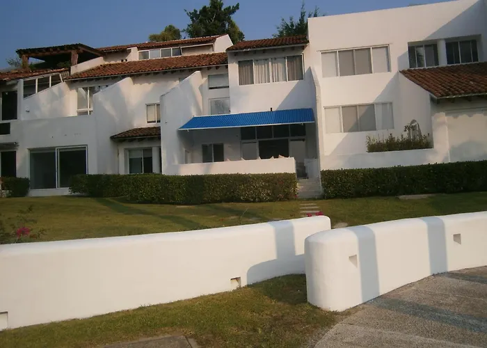 Villa Marina Porto Ixtapa In The Private Yacht Club
