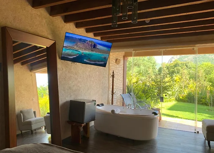 Zidada Hotel And Chalets Bernal