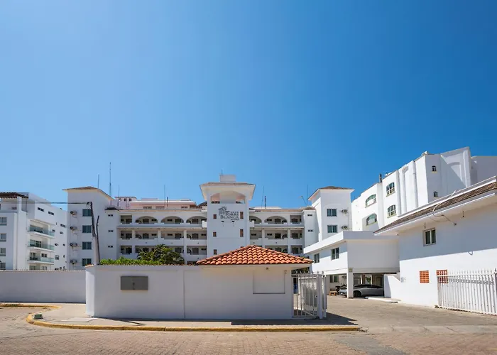 Torreblanca Beach &Suites Guayabitos - Desayuno Y Comida Incluido