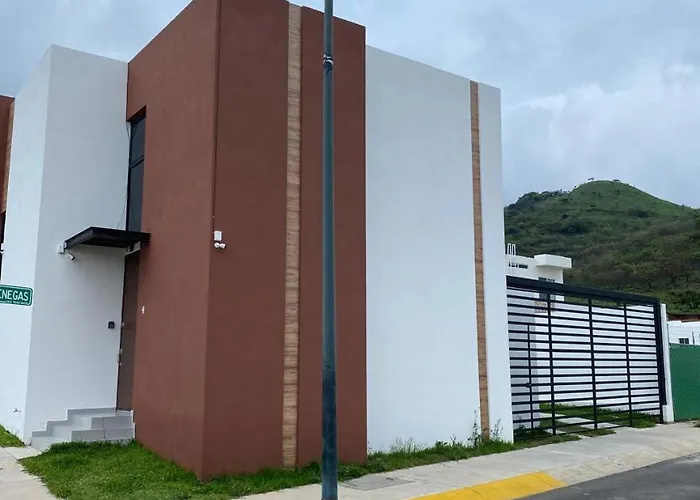 Casa Puerta Paraíso