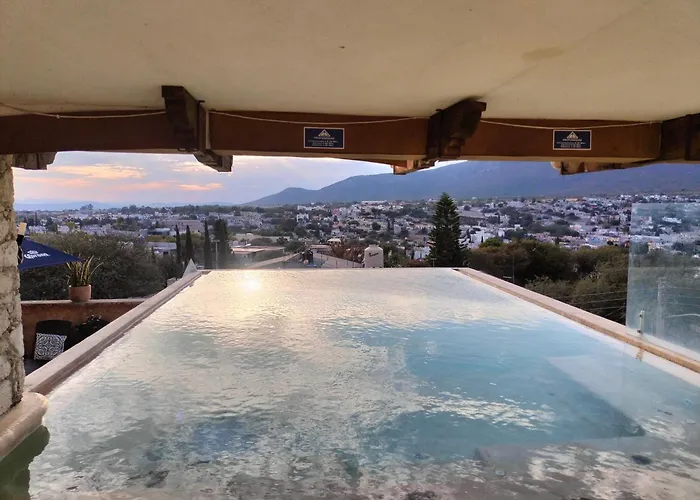 Hotel Villa Peñasco by Ventanas al Cielo Bernal