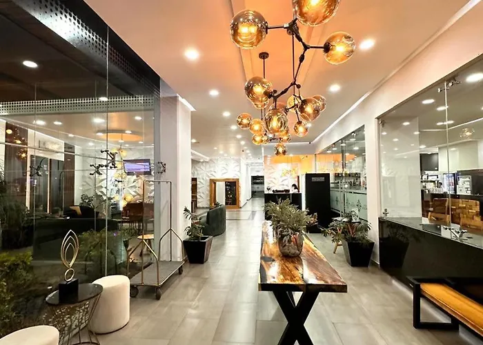 Hotel Bugari Aeropuerto Guadalajara Las Pintas