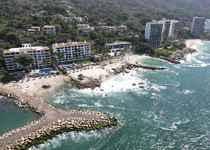 Ocean Front, 3 Bedroom, 3 Bathroom, Casa Natalia, Playa Esmeralda