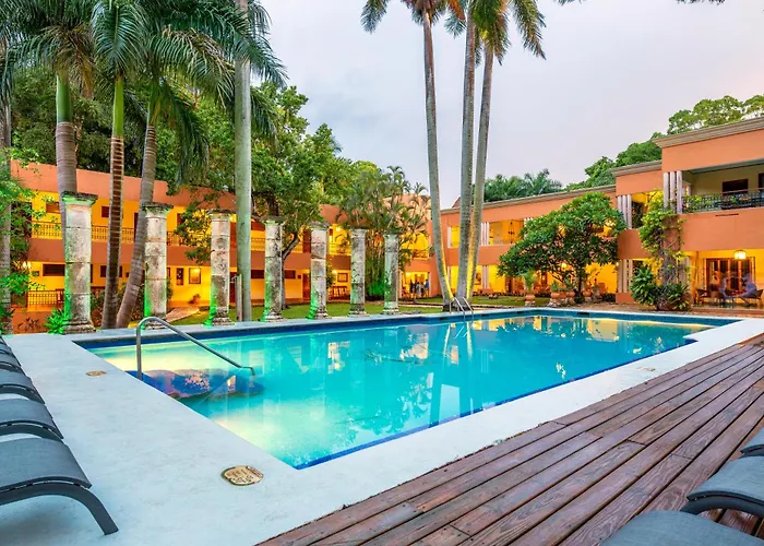 Hotel Hacienda Uxmal Plantation & Museum