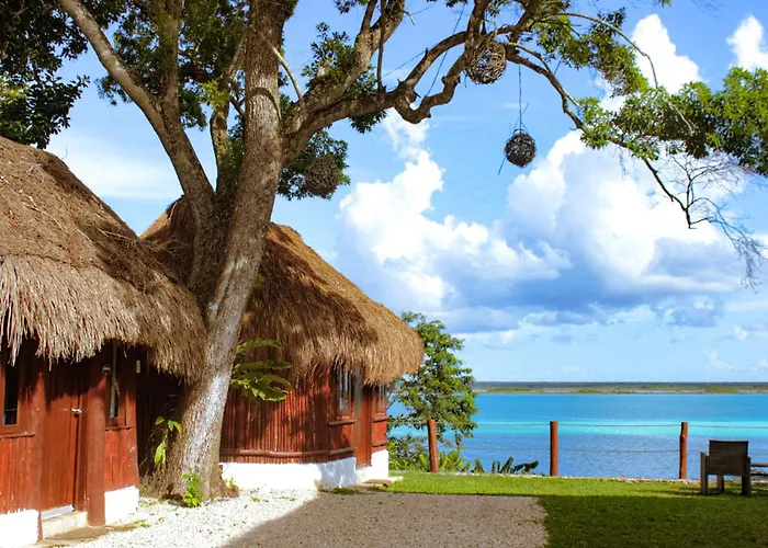 Tucán Villages Lagoon Front