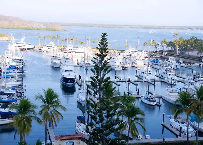 Grand Isla Navidad Golf & Spa Resort With Marina Barra de Navidad