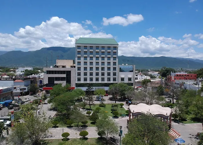 Everest Ciudad Victoria