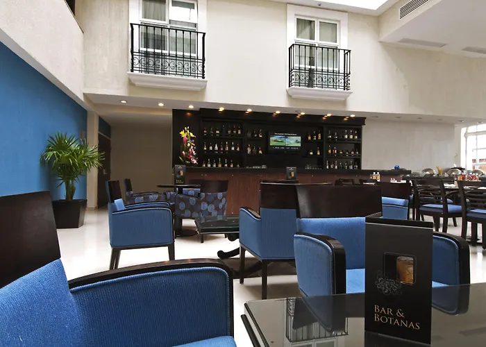 Fiesta Inn Toluca Centro