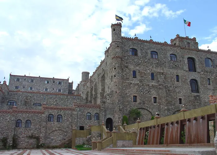 Hotel Castillo de Santa Cecilia