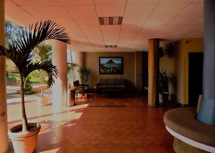 Hotel Las Jacarandas
