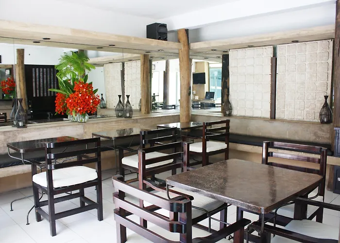 Hotel Maya Rue