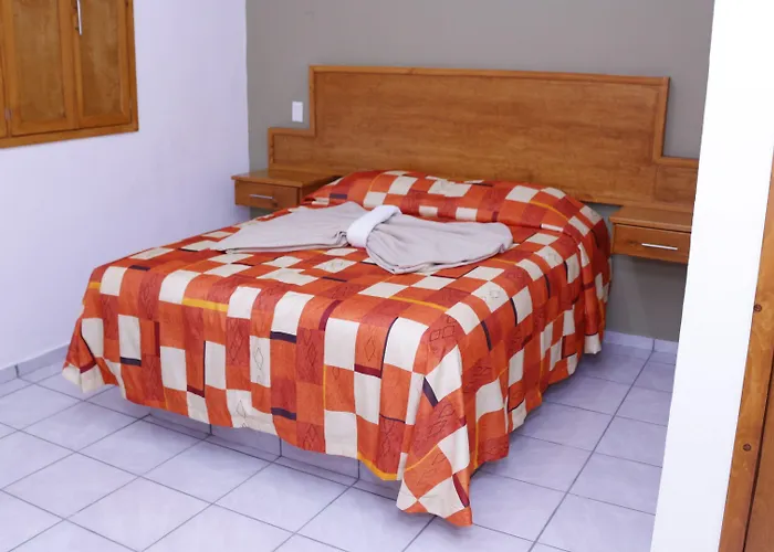 Hotel Salvatierra La Paz