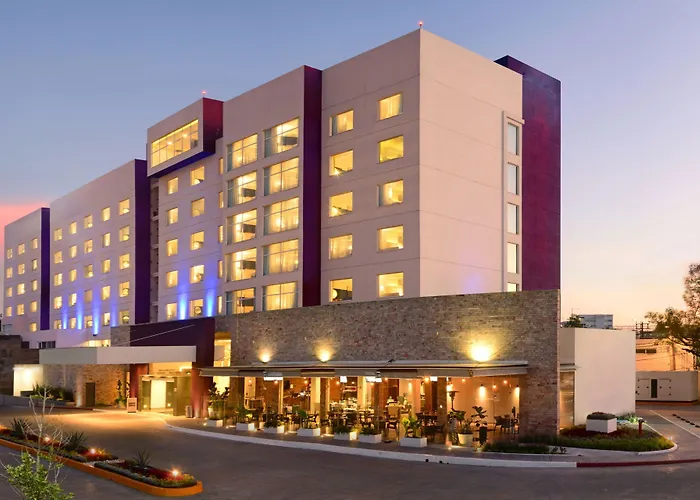 HS HOTSSON Hotel Puebla