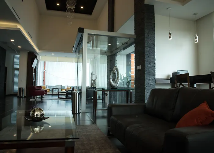 Lithio Hotel